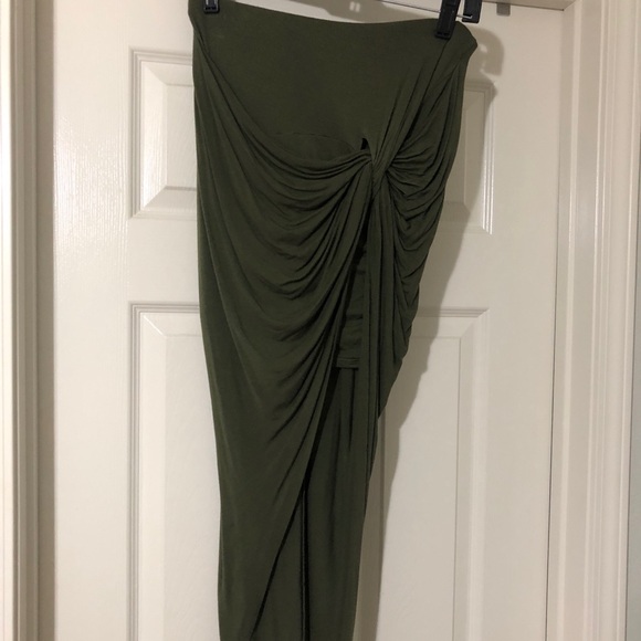 Army green high low fitted skirt - Picture 2 of 4